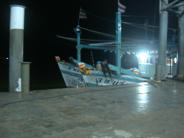 ชมบรรยากาศหลังบ้านก่อนนะคับ ท่าเรือสงขลา ถนนนครนอก