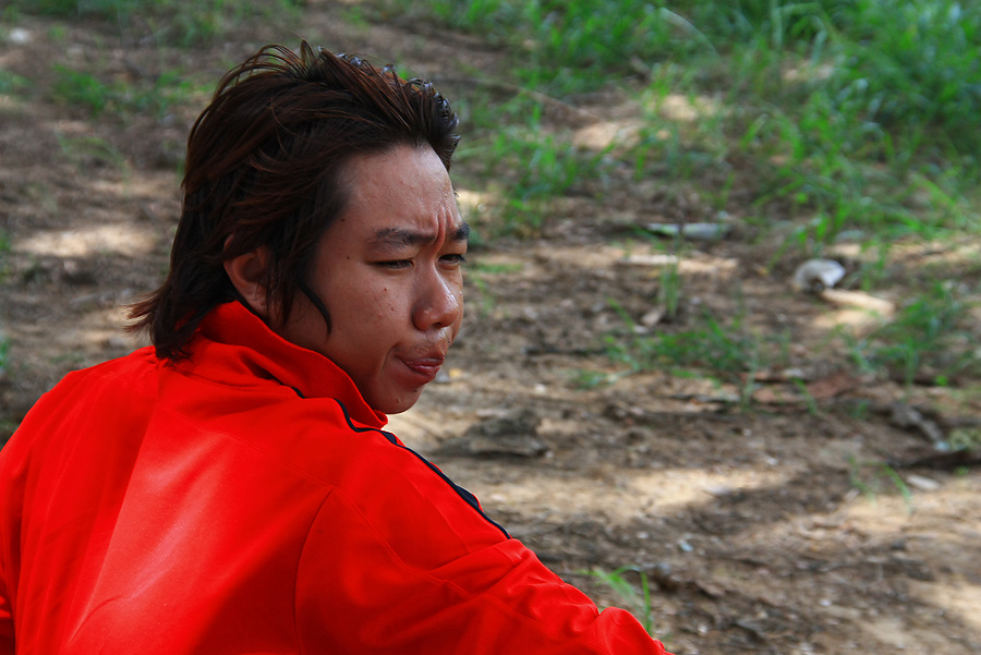 หน้าตาแบบนี้ ไม่รู้ว่าน้าหนุ่ม แกคิดอะไรอยู่...
กับข้าวไม่อร่อย  รึเขื่อนปราณไม่แซ่บ ดั่งที่หวังไว้