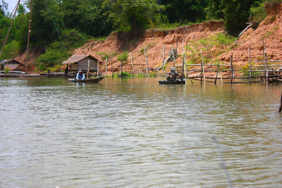 [q][i]อ้างถึง: ลมรำเพย posted: 04-07-2553, 15:00:33[/i]

 [q]..ปลาน้ำชีบ้านเฮา เฮ็ดหยังกินกะแซบ..[