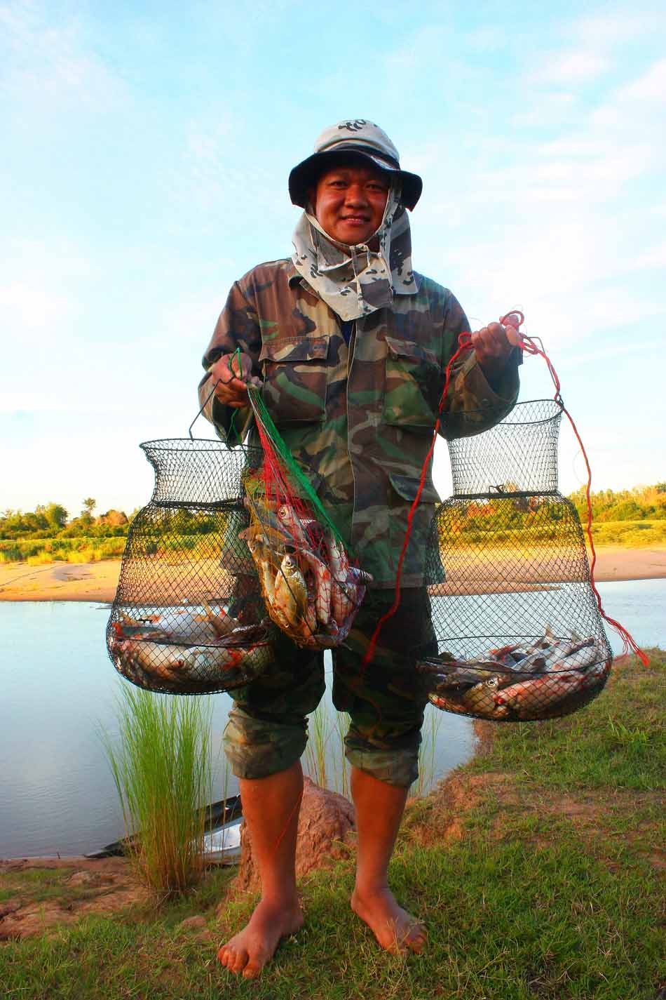 โห...หนูหวาย 3 กระชังเลยเรอะ... :laughing: :laughing: :laughing: