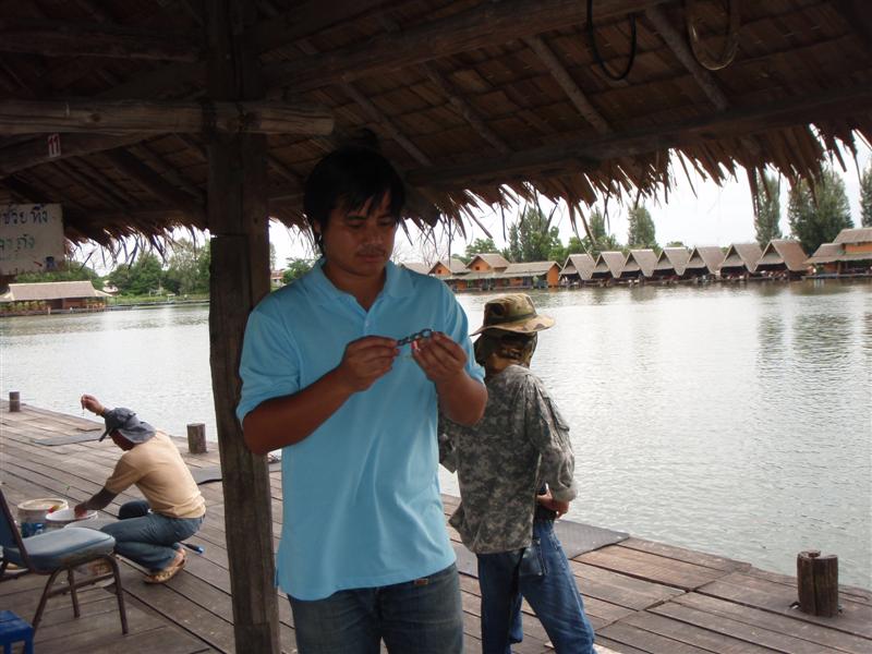[q][i]อ้างถึง: xxl posted: 05-07-2553, 14:14:11[/i]

มีน้องๆมานั้งไม่ชวนเราเลยนะจำไว้เลย เข้ากันเม