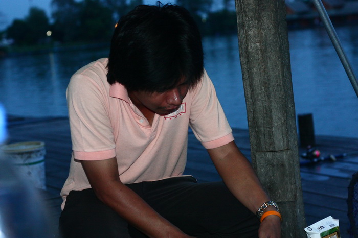 นี่ถ้ามันดันมากินอีกตอนนี้ .....  เราจะซัดกะมันไหวมั๊ยนี่?
