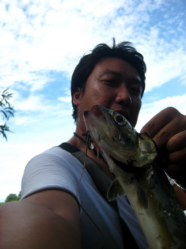 แอบถ่ายเงียบๆ .... คนเดียว  :grin: