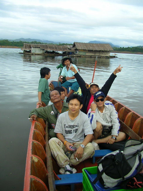 ไปถึงท่าเรือเลยก็แล้วกัน..................อิอ