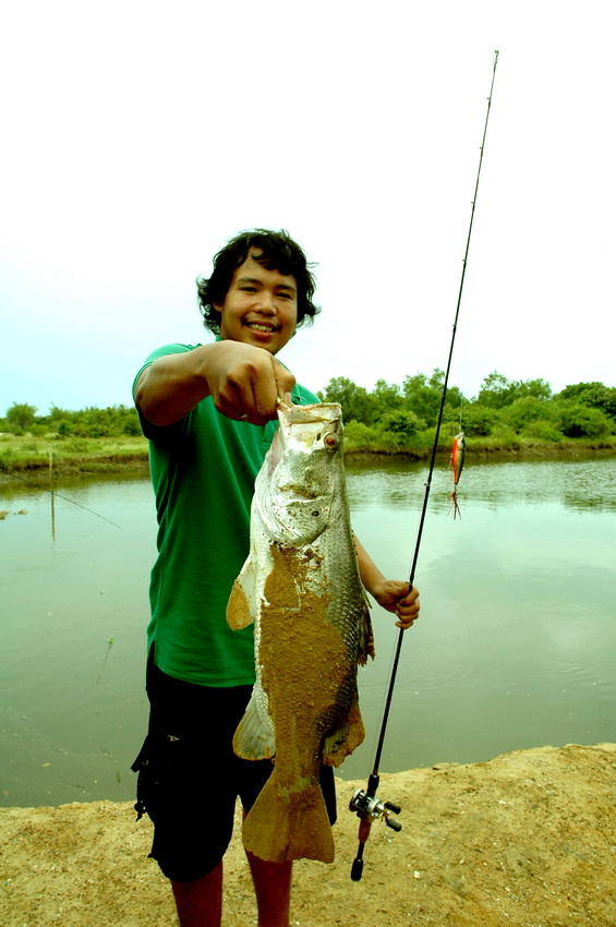 ฝากรูปให้น้อง  เอฟ ด้วยครับ :laughing: