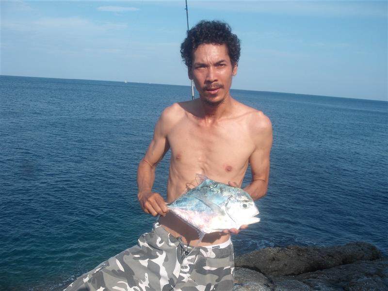  [b]มาช่วงเช้า สายแล้ว ปลากินห่าง ปลาเล็กเริ่มกวน พอเริ่มสว่าง ปลาพวกลูกปลา เช่น ปลาขี้ตัง ปลาวัว ปล
