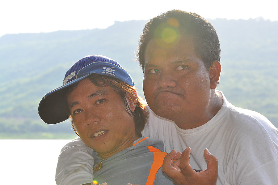 สองคนนี้ท่าจะสบายใจจังเลยน่ะ :grin: :grin: :