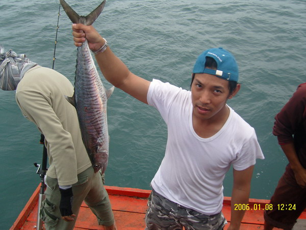 น้องหนุม กับอินทรี
 :cheer: :cheer: :cheer: :cheer: