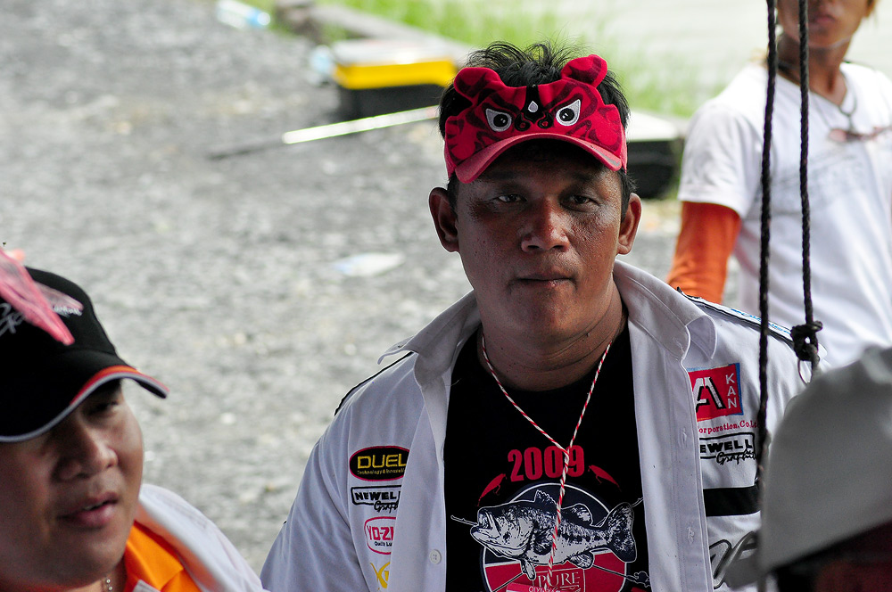 
พี่เหลียว มารับรางวัลช่วงพักเที่ยง    :grin: :grin:
