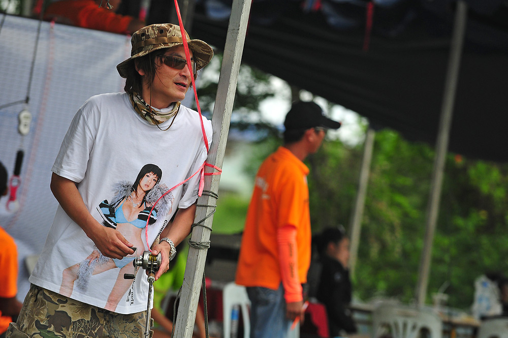 เดินมาก ชักเส้นยึด เลยมาออก กำลังหน่อย  :laughing: :laughing: