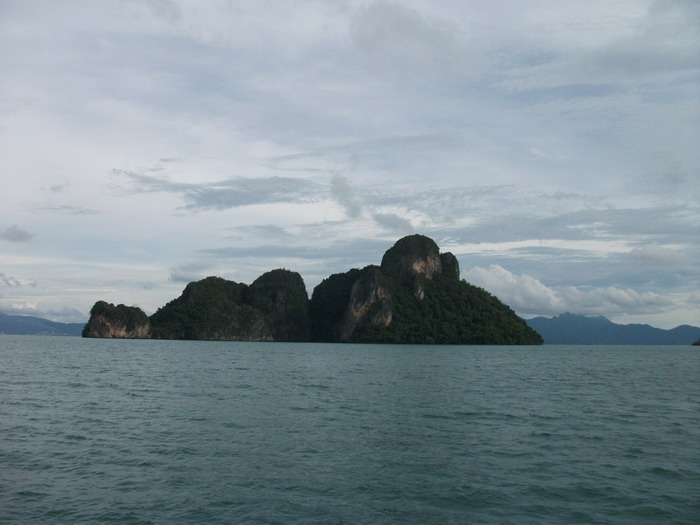 เกาะรังนก ใครตะกั่วไม่พอเชิญครับเขามีเยอะ