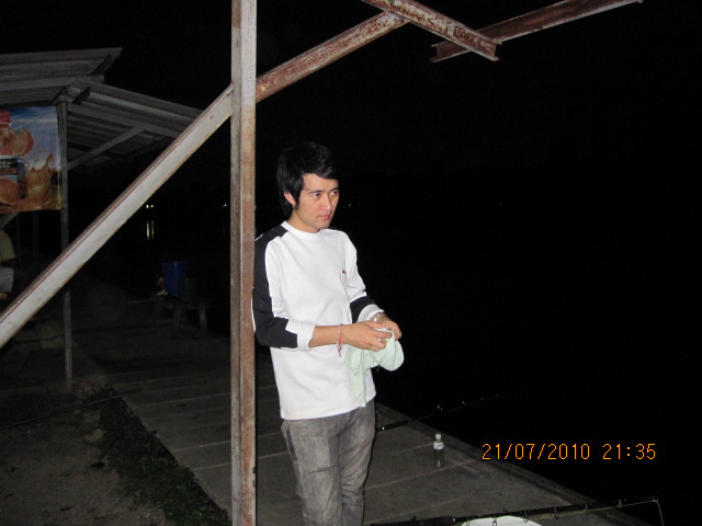 นั่นนะสิ พี่อู๊ด อายเขานะ ปลายังไม่