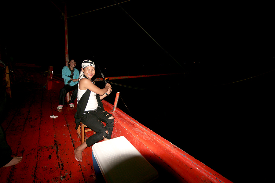 
 [b]   น้องยุ้ย   เก่งจัง  ไม่เมาเรือ  เหม