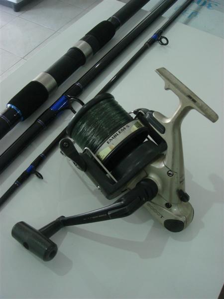 เอ้า.....ผมประเดิมให้ก่อนเลย 1 ชุด  :grin:

รอก DAIWA EMBLEM-S 6000T
คัน  OCEAN WORLD 15 ฟุต 3 ท่