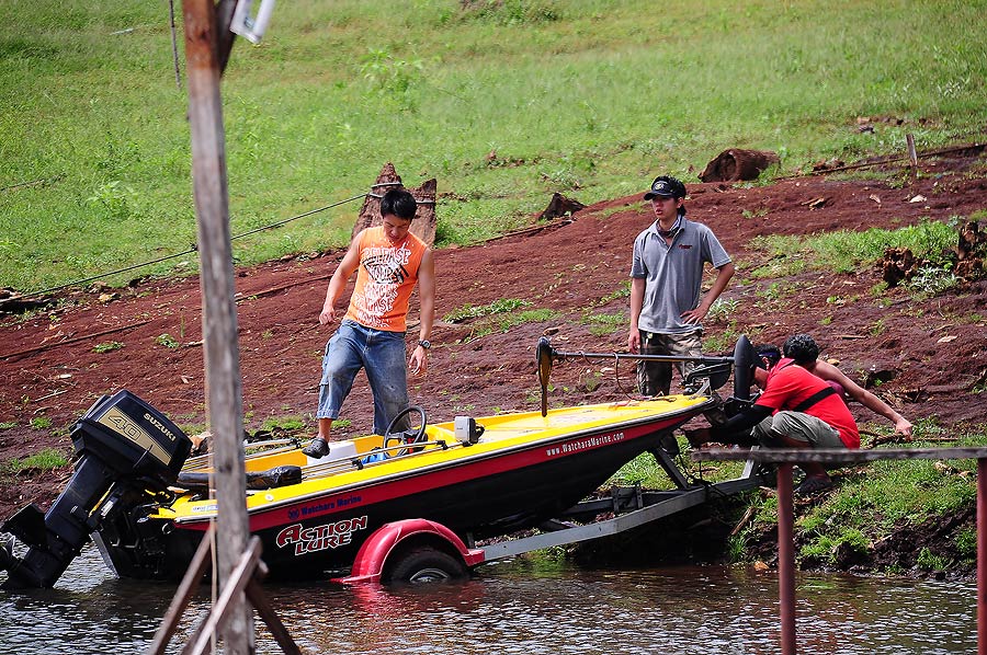 เอา...ผูกเสร็จต้องตรวจอีกรอบกันพลาด :grin:
