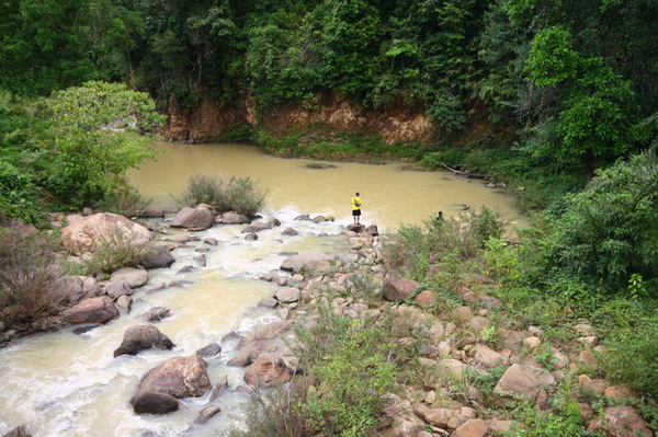 ไม่ค่อยได้เก็บภาพสักเท่าไหรคับ ฝนตกตลอดทั้งวัน