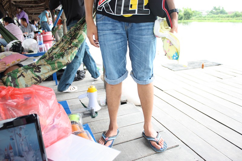  :cool:คนถ่ายกวนม่ะ บอกถ่ายให้หน่อย ครึ่งตัวพอ นะ ดู ทำเข้า  :kiss: