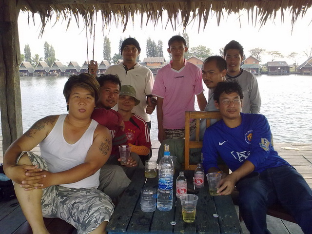 Relax  team  สวัดดีครับน้าๆ  ทุกท่านครับ  ยินดีครับที่ได้รวมตกปลากับทุกๆท่าน    น้าโนช น้ากอล์ฟ น้าย