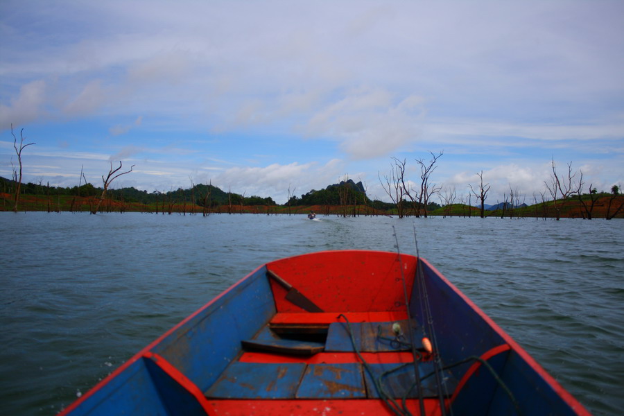 นั่งเรือระหว่างเข้าหมายถ่ายรูปเล่นไปเรื่อยๆค่าเวลา :spineyes: :spineyes: :spineyes: :spineyes: