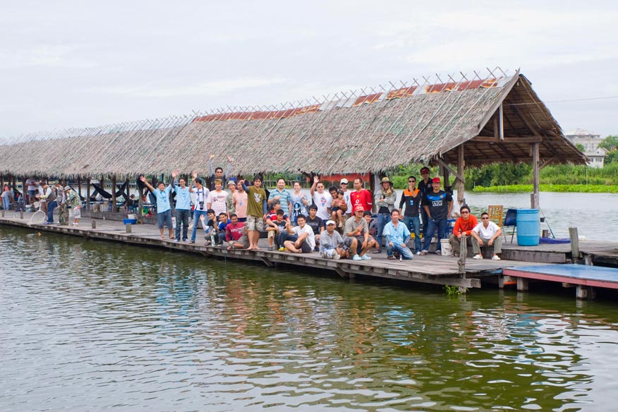 รูปหมดแล้วครับ
มัวแต่ตกปลาไม่ค่อยได้ถ่ายรูปเลย เด๋ววันหลังจะถ่ายแต่รูปไม่มัวแต่มานั่งตกปลาแทนบ้าง
