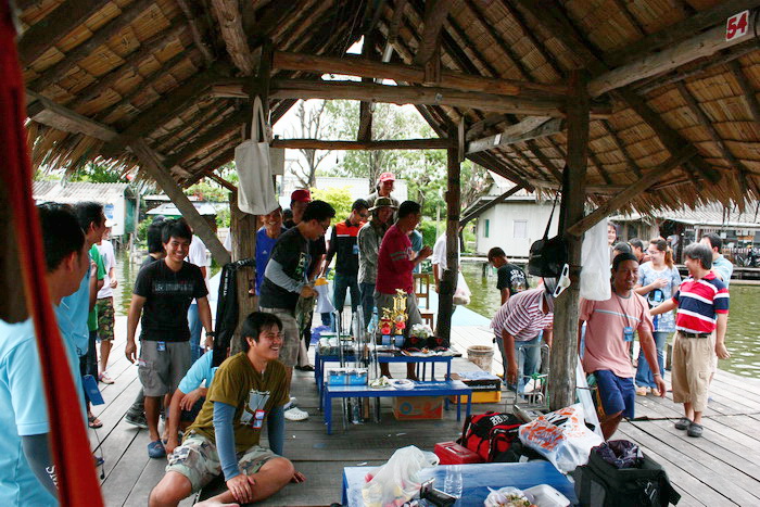 พอจะถ่ายรูป 55555 แพมันลั่น สรุปวงแตก
