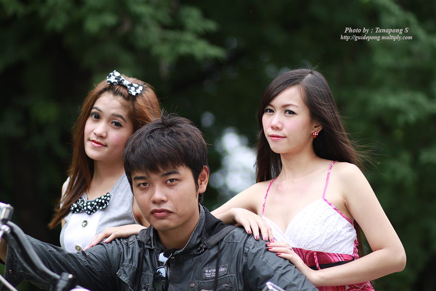 ขอบคุณน้าหนอนและน้องอาท ด้วยนะครับ