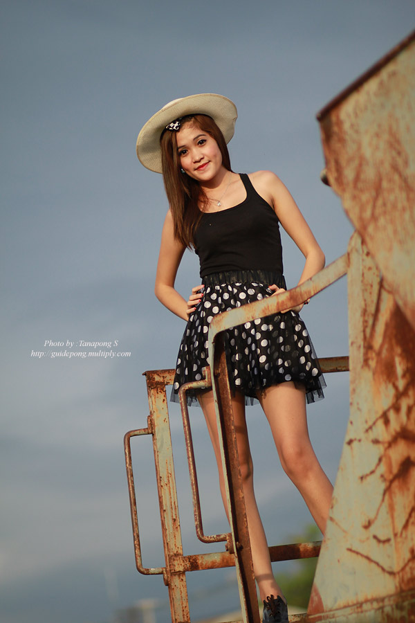 [q][i]อ้างถึง: domesoft posted: 04-08-2553, 21:40:06[/i]

ว๊า.......... เอารถไปล้างไม่ทันซะและ    