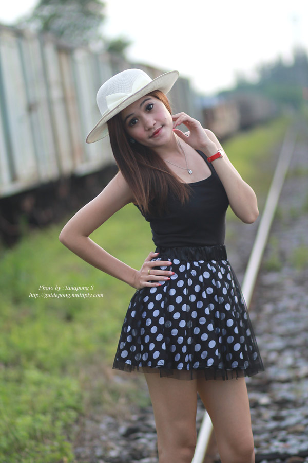 ช่วงเวลาเย็นๆ ขบวนรถไฟเยอะเหลือเกิ