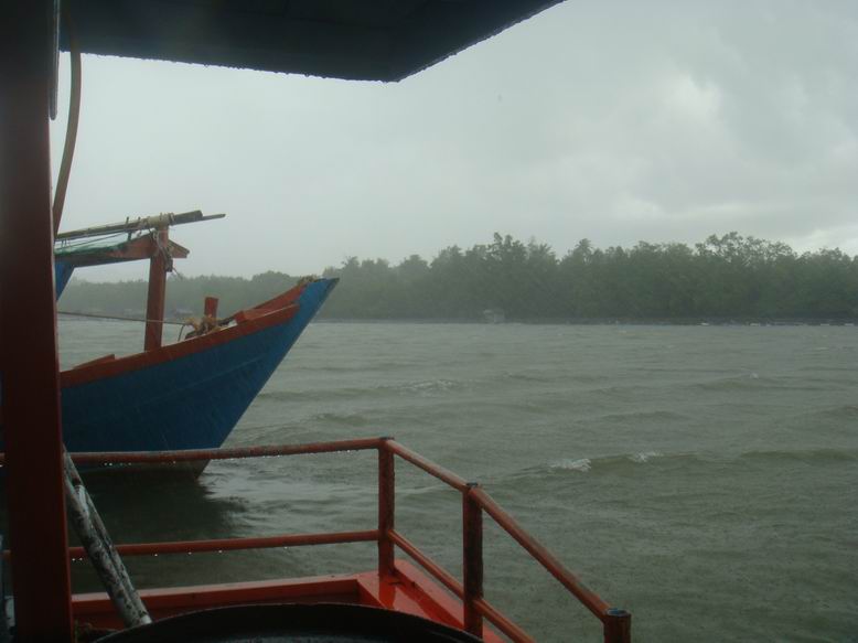 เราเริ่มเข้าท่า...ฝนก็ซาลง.....