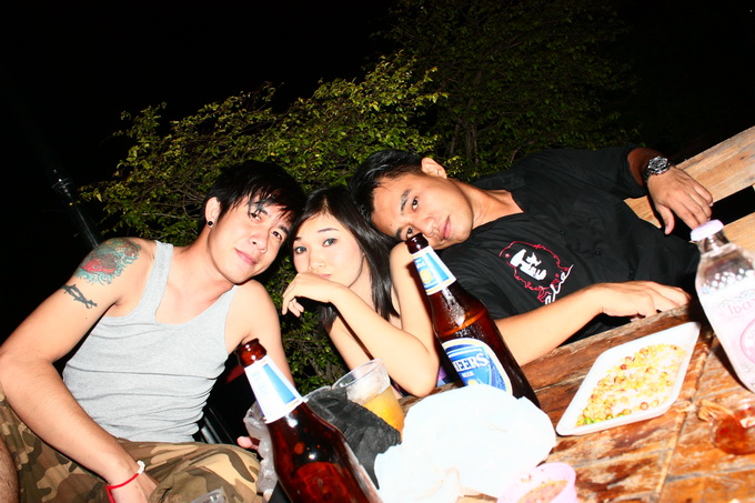 ตาอู๊ต.............ไปแรดก่อนน่า...........

บายๆๆๆๆๆ