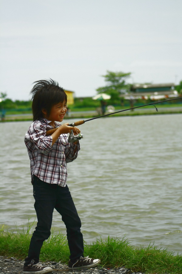 แบบนี้ แบบนี้ ใช่ไหมครับลุง  :laughing: :laughing: :laughing: