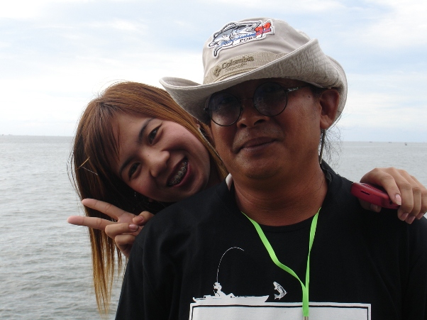พริตตี้ขี้เล่น :laughing: