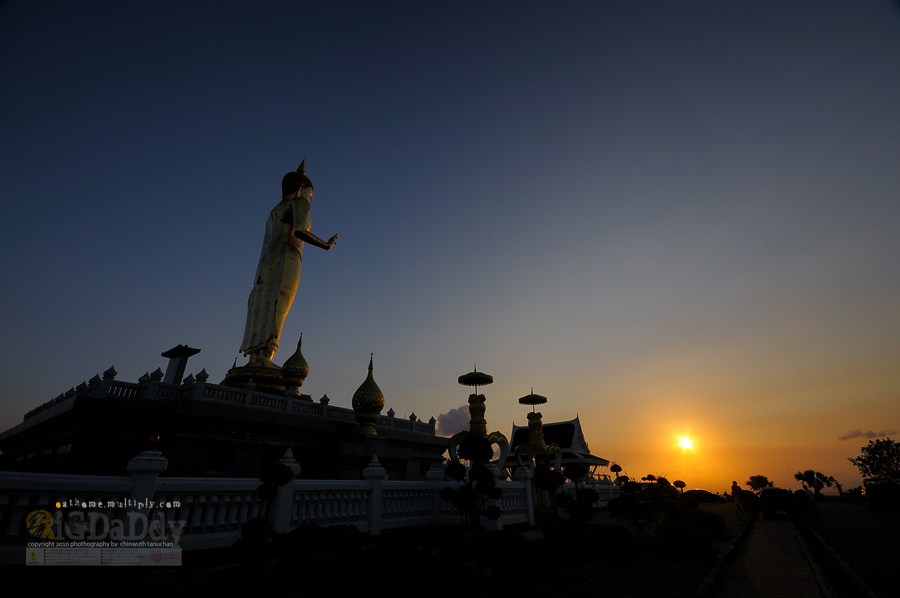 เอามาแบ่งปันครับ.....

เขาคอหงษ์ หาดใหญ่จ้า... :cheer: