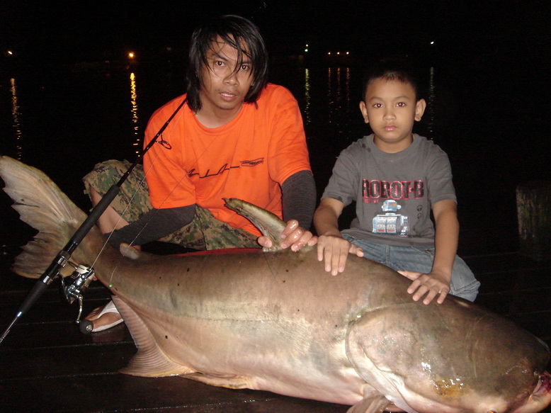 [q][i]อ้างถึง: fishing_777 posted: 16-08-2553, 15:35:48[/i]

ยินดีคร