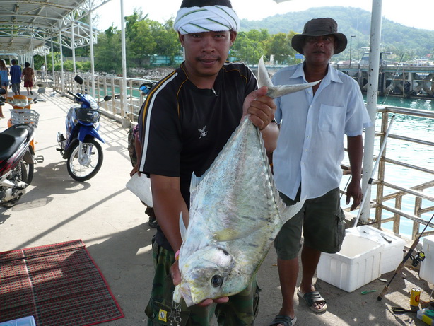น้าไก่ขออีกโชะ...จัดปาย บ่อยน๊ะคนเนี๊ย...นั่นตามหลังมาอีกคน :laughing: