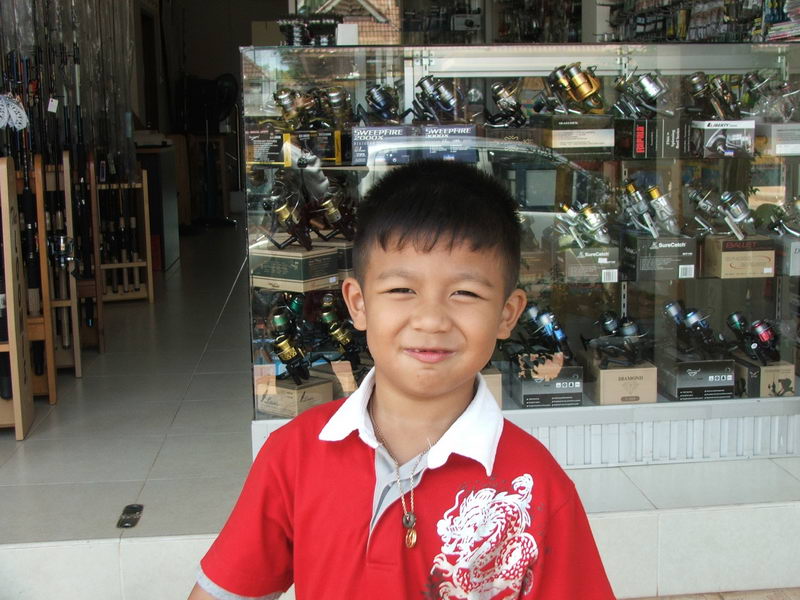 คนนี้เพื่อนน้าหนึ่ง ลูกผมเอง :laughing: :laughing: :laughing: :laughing: