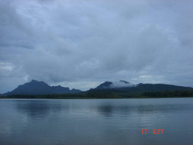 ชโดตกมันส์....ในวันฝนพรำ