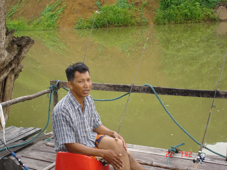 กินข้าวเสร็จก็ตีเบ็ดเฝ้าต่อ......
 สวัสดีครับน้าEVIFISHING
สวัสดีครับน้าSomjitp2009 :grin: :grin: 
