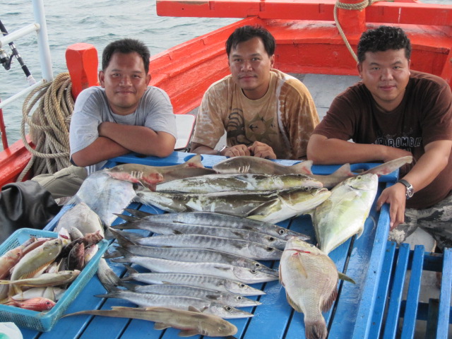 รูปสุดท้าย  ทริปนี้ ต้องขอขอบคุณน้าป๋องที่เป็นธุระจัดการทั้งหมดให้
ขอบคุณไต๋ธรรม ไต๋ใจดี พี่หมูสำหร