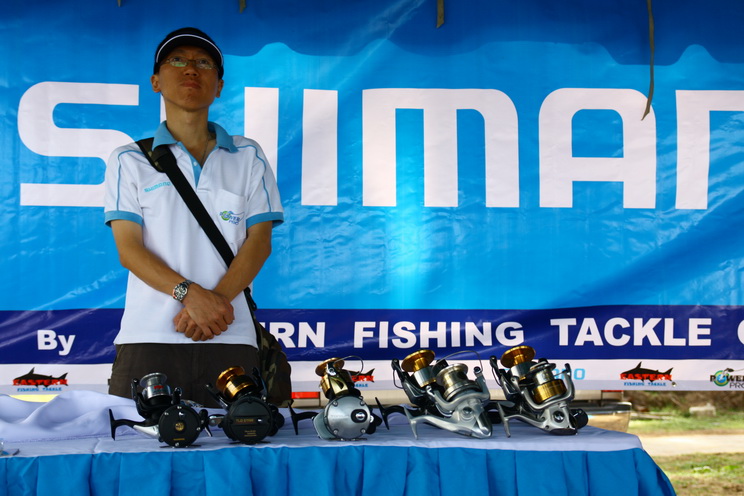  [b]Shimano By Eastern ผู้ร่วมสนับสนุนงานในครั้งนี้ ขอบคุณมากครับ [/b] :cheer: