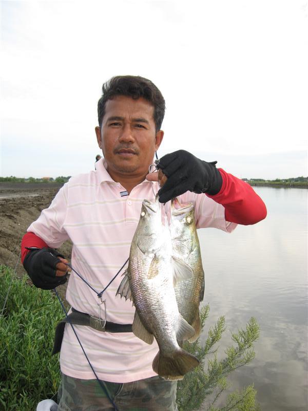 ตามกฎ คนหล่อ จัดให้อีกภาพครับ  :cool: :cool: :