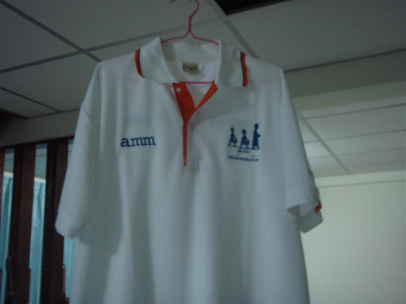 เสื้อโปโลพร้อมปัก 300 บาท          :cool: