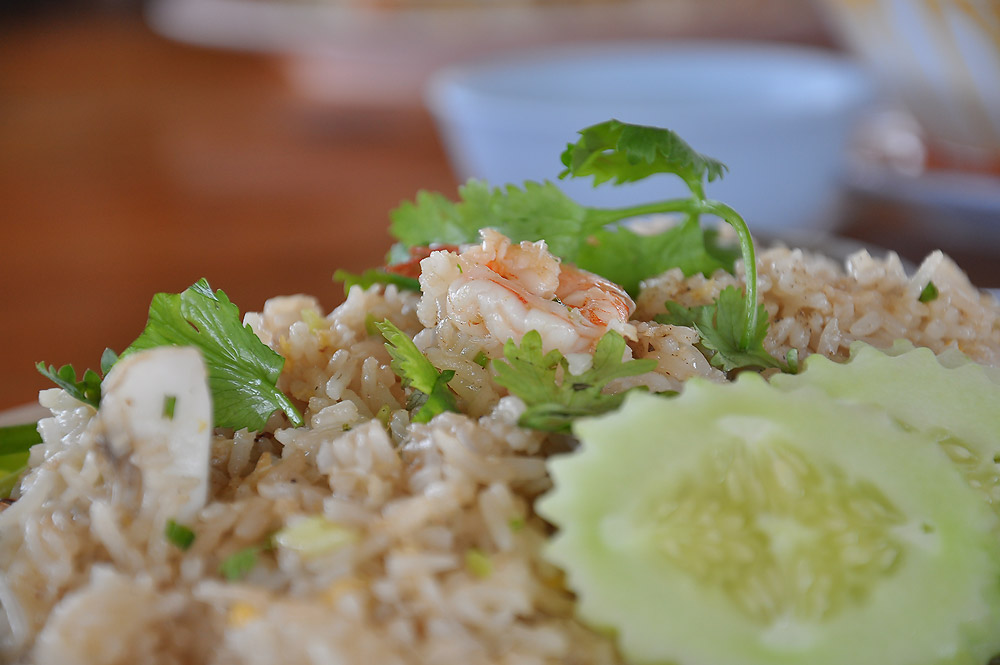 พักทานข้าวก่อนนะ :grin: