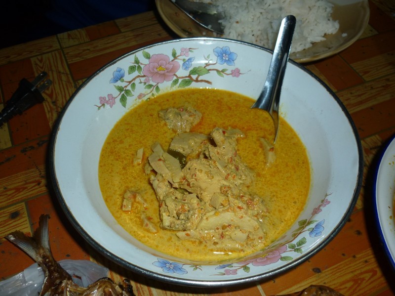 

..........แกงไก่กับกระท้อน..........หรอยคาด......
