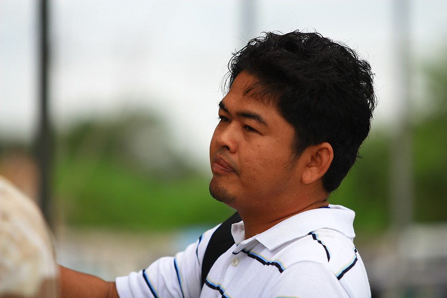 เอ้า....เพ่โปรตร้อยส์.....มามัยเอาตอนเที่ยง 
 :grin: :grin: :grin: