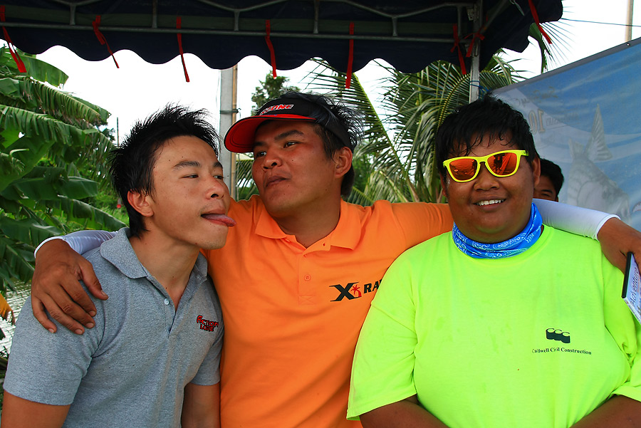 ป๊าดดดดดดดดดดดด......มาเชียว นังต่าย ก๊ะ โปรโอมสวีฟไฟร์
 :grin: :grin: :grin: