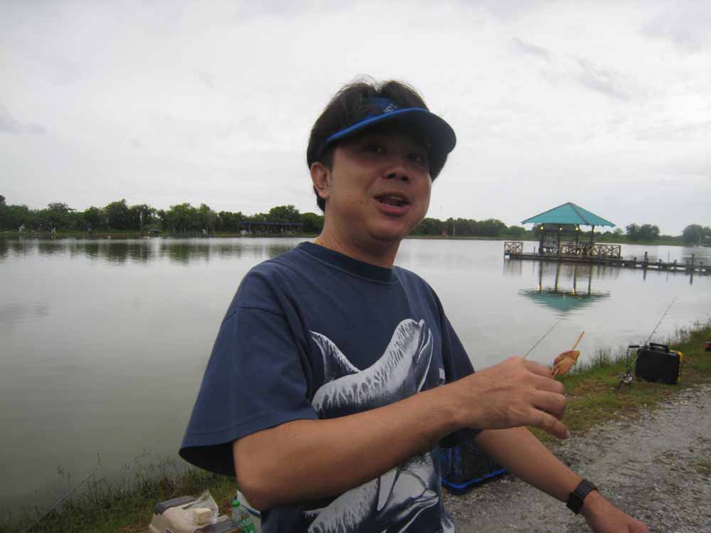 


......หลักฐาน.....พร้อม.........เลย.....คนนี้........เอิ๊ก....เอิ๊ก....ข้าวเหนียว...หมูปิ้งอร่