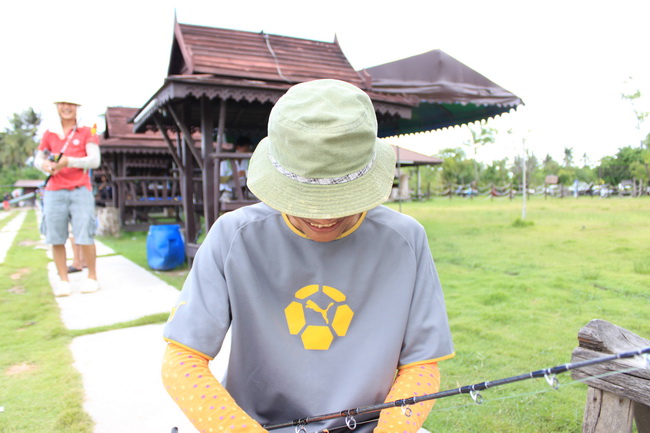 น้าสันคับ

ยังตีเบ็ดได้หรือป่าววคาบบ  ไปเล่นหลิวอยู่ครึ่งวัน