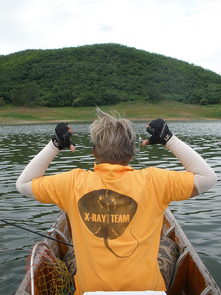 X-RAY    TEAM    ทีมน้องใหม่  ในวงการคับ  ฝากเนื้อฝากตัวด้วยคับ :love: :love: :love: :love: