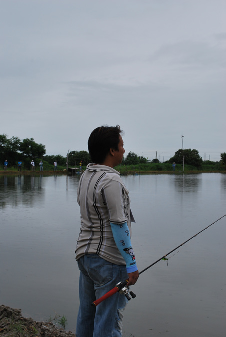 ทางด้านซ้ายมือก็มากันครบ......